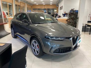 SPOTICAR Alfa Romeo Tonale 1.3 T280 Phev Q4 Ti Occasions -  Hybride Rechargeable Noir - Drogenbos - 200334889_3