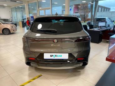 SPOTICAR Alfa Romeo Tonale 1.3 T280 Phev Q4 Ti Occasions -  Hybride Rechargeable Noir - Drogenbos - 200334889_5