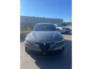 SPOTICAR Alfa Romeo Tonale 1 1.3 T280 Phev Q4 Veloce Occasions -  Hybride Rechargeable Gris - Drogenbos - 1200360692_1