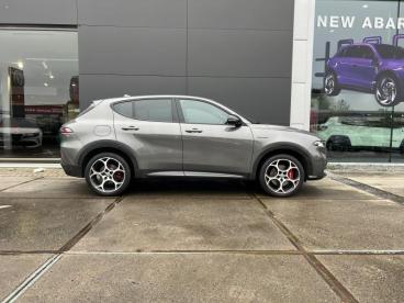 SPOTICAR Alfa Romeo Tonale Veloce Occasions - Berline Hybride Rechargeable Grey - Turnhout - 1200365383_4