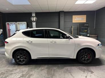 SPOTICAR Alfa Romeo Tonale Tributo Italiano Tweedehands -  Hybrid White - Chaineux - 1200365497_5