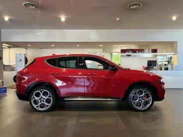 SPOTICAR Alfa Romeo Tonale Speciale Q4 280pk Tweedehands - Hatchback Oplaadbare Hybride Red - Turnhout - 1200385566_4