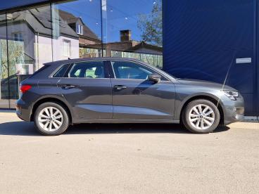 SPOTICAR Audi A3 Sportback 30 Tfsi 110cv *** Au Occasions - Berline Essence Grey - Gembloux - 1200373053_5