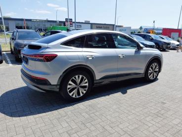 SPOTICAR Audi E-tron 1 40 Attraction Occasions -  Electrique Grijs - Wilrijk - 1200380435_4