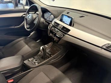 SPOTICAR Bmw Ix Ix1 Sdrive16d-gps-hayon Robotise-capteurs Tweedehands -  Diesel Black - Awans - 1200381883_2