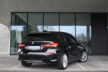 SPOTICAR Bmw Serie 1 At7 *navi*fullled*headupdisplay*zetelverwarming Occasions - Berline Essence Noir - Loppem - 1200370485_4