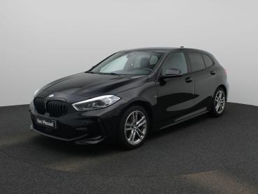 SPOTICAR Bmw Serie 1 Hatch M-pakket 116ia (80 Kw) Occasions - Berline Essence Zwart - Diest - 1200372188_1