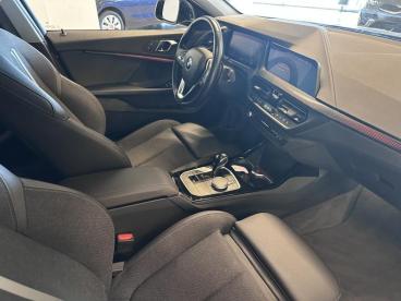 SPOTICAR Bmw Serie 1 16i Automaat/automatique Occasions - Berline Essence Black - Sint-niklaas - 1200379436_2