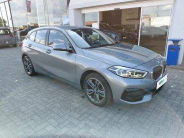SPOTICAR Bmw Serie 1 S Reeks Hatch 3 116ia (80 Kw) - Occasions - Berline Essence Grijs - Wilrijk - 1200384353_3