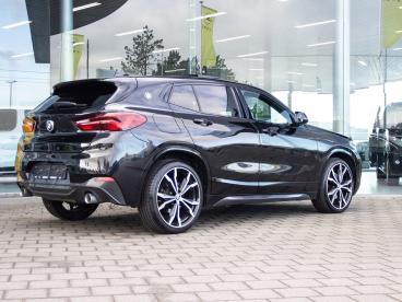 SPOTICAR Bmw X2 S-drive 2.0 190pk |m-pack|sunroof|gps|camera| Occasions - Suv Diesel Noir - Veurne - 400365751_3