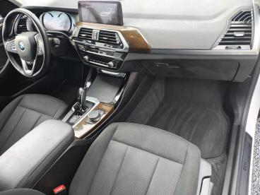 SPOTICAR Bmw X3 Drive 20i / Navi Pro / Gesture Control Tweedehands - Suv Benzine White - Libramont-chevigny - 1200364477_2