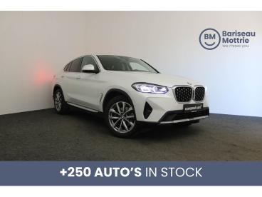 SPOTICAR Bmw X4 X-drive 2.0i Automaat *leder*pano Dak*open Dak*dab Tweedehands -  Benzine Blanc - Roeselare - 400352669_1