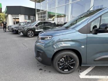 SPOTICAR Citroën Berlingo Plus Occasions - Monospace Essence Blue - Laarne - 1200360891_4