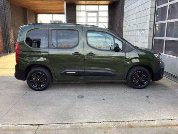 SPOTICAR Citroën Berlingo Max Versie Met Camera En Sensoren Achter Tweedehands - Monospace Benzine Vert - Torhout - 400365754_4