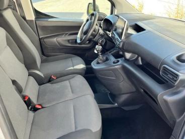 SPOTICAR Citroën Berlingo Van Xl *gps*3pl*vloer* 1.5 Hdi 100 Pk Tweedehands -  Diesel Blanc - Oostende - 1200365840_2