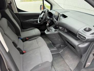 SPOTICAR Citroën Berlingo *gps*3pl*p Sens* 1.5 Hdi 75 Pk Club Occasions - Monospace Diesel Gris - Oostende - 1200375761_2