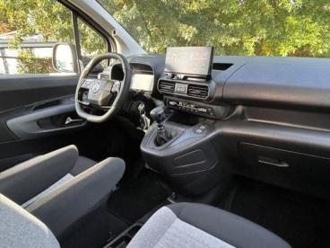 SPOTICAR Citroën Berlingo Feel | 8 Jaar Care Garantie Tweedehands - Monospace Benzine Grey - Geraardsbergen - 1200394434_2