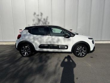 SPOTICAR Citroën C3 Puretech Shine S&s Occasions - Citadine Essence Blanc - Geel - 100363862_4