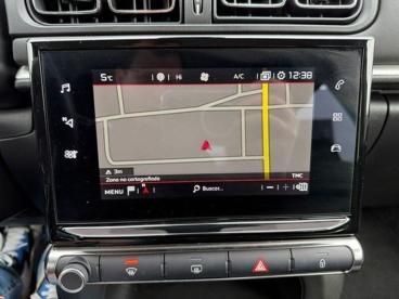 SPOTICAR Citroën C3 *gps* 1.2 Benz 83 Pk C-series Occasions - Citadine Essence Blanc - Oostende - 1200366057_4