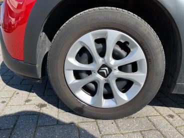 SPOTICAR Citroën C3 1.2 Puretech 83 Live Occasions - Citadine Essence Rood - Bree - 1200372549_3