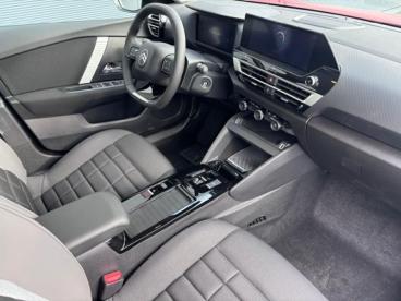 SPOTICAR Citroën C4 X Plus / Hybrid / 145ch Tweedehands - Berline Oplaadbare Hybride Red - Marche-en-famenne - 1200373387_2