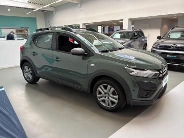 SPOTICAR Dacia Sandero 3 Tce 90 Cvt Stepway Expression Occasions - Suv Essence Vert - Drogenbos - 1200371494_3