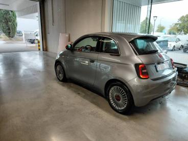 SPOTICAR Fiat 500 3 500e 24 Kwh (red) Tweedehands - Citadine Elektrisch Grijs - Wijnegem - 1200390662_4