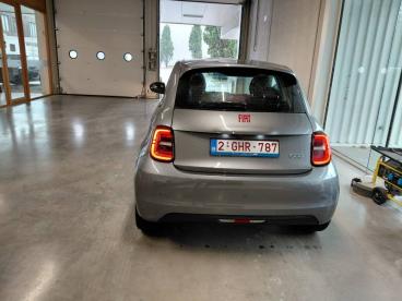 SPOTICAR Fiat 500 3 500e 24 Kwh (red) Tweedehands - Citadine Elektrisch Grijs - Wijnegem - 1200390662_5
