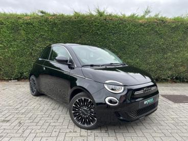 SPOTICAR Fiat 500 E La Prima 118pk Tweedehands - Citadine Elektrisch Black - Turnhout - 1200379213_3