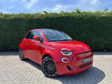 SPOTICAR Fiat 500 E Cabrio La Prima Tweedehands - Citadine Elektrisch Red - Turnhout - 1200390725_3