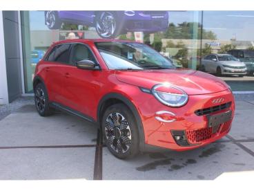 SPOTICAR Fiat 600 La Prima Hybrid 1.2 100 Pk Occasions -  Hybride Red - Turnhout - 1200361049_5