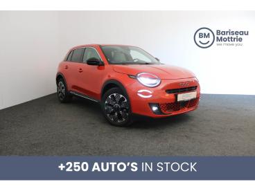 SPOTICAR Fiat 600 La Prima Hybrid 136pk *leder*dab*gps*camera+sensor Occasions -  Essence Orange - Roeselare - 400367154_1