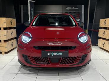 SPOTICAR Fiat 600 Mhev Tweedehands -  Benzine Red - Gilly - 1200372902_2