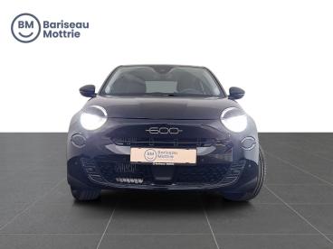 SPOTICAR Fiat 600 1.2 Hybrid 136pk *dab*carplay*camera+sensoren Acht Occasions -  Essence Black - Roeselare - 1200379596_2