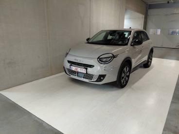 SPOTICAR Fiat 600 1 1.2 Hybrid 145cv Dct Icon Tweedehands - Hatchback Benzine Beige - Wijnegem - 1200388066_2