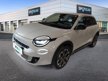 SPOTICAR Fiat 600 1 1.2 Hybrid 110cv Dct La Prima Occasions - Hatchback Essence Beige - Wijnegem - 1200389578_1