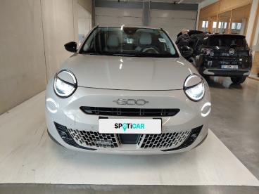 SPOTICAR Fiat 600 1 1.2 Hybrid 110cv Dct La Prima Occasions - Hatchback Essence Beige - Wijnegem - 1200389578_2
