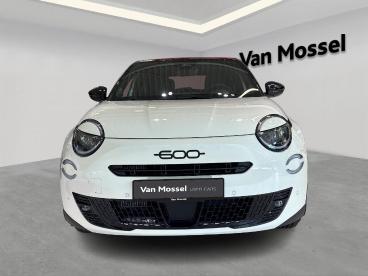 SPOTICAR Fiat 600 1.2 Hybrid 600 Hybrid Sport 145pk Occasions - Hatchback Essence Wit - Hasselt - 1200390898_2