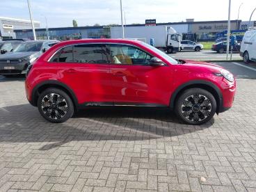 SPOTICAR Fiat 600 1 1.2 Hybrid 136cv Dct La Prima Occasions - Hatchback Essence Rood - Wilrijk - 1200395654_4
