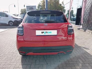 SPOTICAR Fiat 600 1 1.2 Hybrid 136cv Dct La Prima Occasions - Hatchback Essence Rood - Wilrijk - 1200395654_5