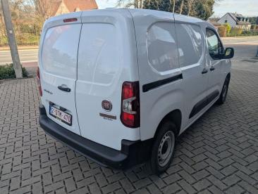 SPOTICAR Fiat Doblo Cargo Van L1 Light 1.5 Bluehdi 100 S&s Mt6    Nieu Occasions - Utilitaire Diesel Blanc - Putte - 1200374074_4