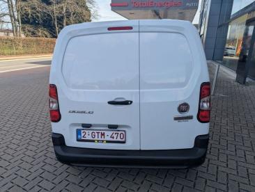 SPOTICAR Fiat Doblo Cargo Van L1 Light 1.5 Bluehdi 100 S&s Mt6    Nieu Occasions - Utilitaire Diesel Blanc - Putte - 1200374074_5