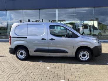 SPOTICAR Fiat Doblo Hs Tweedehands - Utilitaire Benzine Silver - Ninove (outer) - 1200376138_4