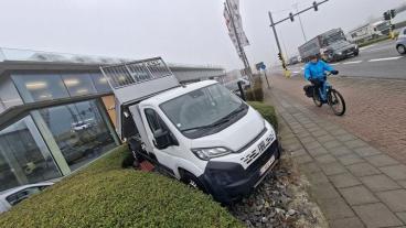 SPOTICAR Fiat Ducato Cc 435 Bluehdi S&s L2s Light Duty Occasions - Utilitaire Diesel Blanc - Aartselaar - 1200370418_4