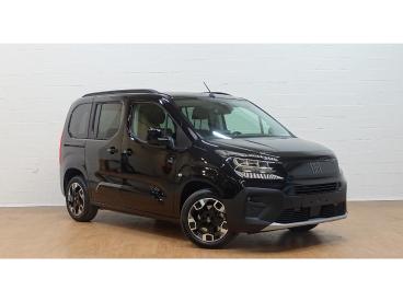 SPOTICAR Fiat Qubo L 1.2t +gps+camera+park Pilot +magic Top Tweedehands -  Benzine Zwart - Hasselt - 1200374779_2