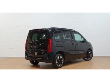 SPOTICAR Fiat Qubo L 1.2t +gps+camera+park Pilot +magic Top Tweedehands -  Benzine Zwart - Hasselt - 1200374779_4