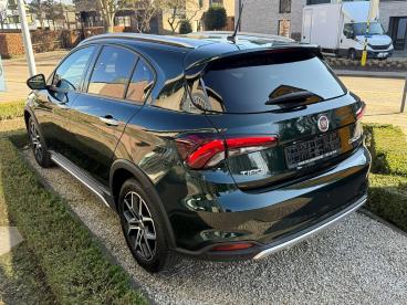 SPOTICAR Fiat Tipo Cross 1.0 Turbo 101pk *navi*camera*auto Airco*... Tweedehands - Berline Benzine Vert - Laakdal - 400351643_3
