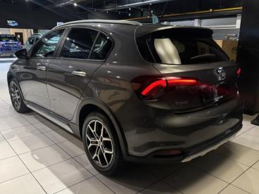 SPOTICAR Fiat Tipo Hatchback Cross Tweedehands - Berline Diesel Grey - Gilly - 1200362802_4