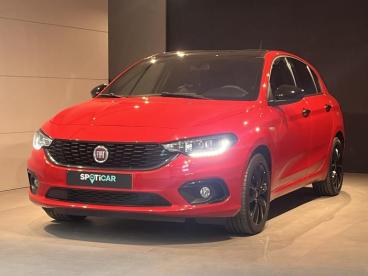 SPOTICAR Fiat Tipo S-design Tweedehands - Berline Benzine Red - Gilly - 1200369077_1