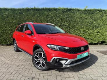 SPOTICAR Fiat Tipo Cross 100pk Occasions - Berline Essence Red - Turnhout - 1200374398_3